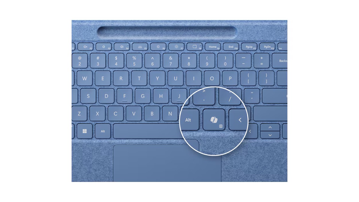 新型Surface Pro用キーボード、8万円するが革新的だ！ | ギズモード