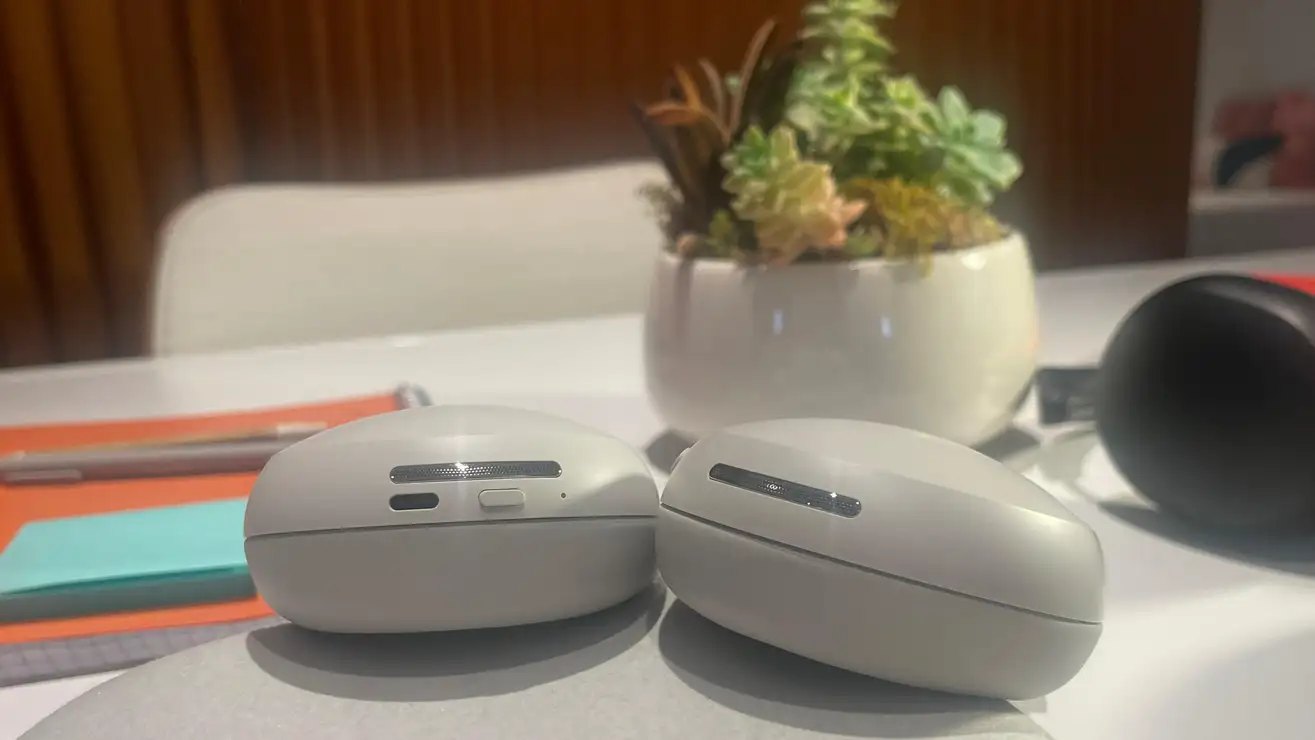 【極美品】sonos arc 元箱付属品完備　非喫煙　ペット無し ついにSonosから初のヘッドホンが新登場。これは期待できる仕上がり