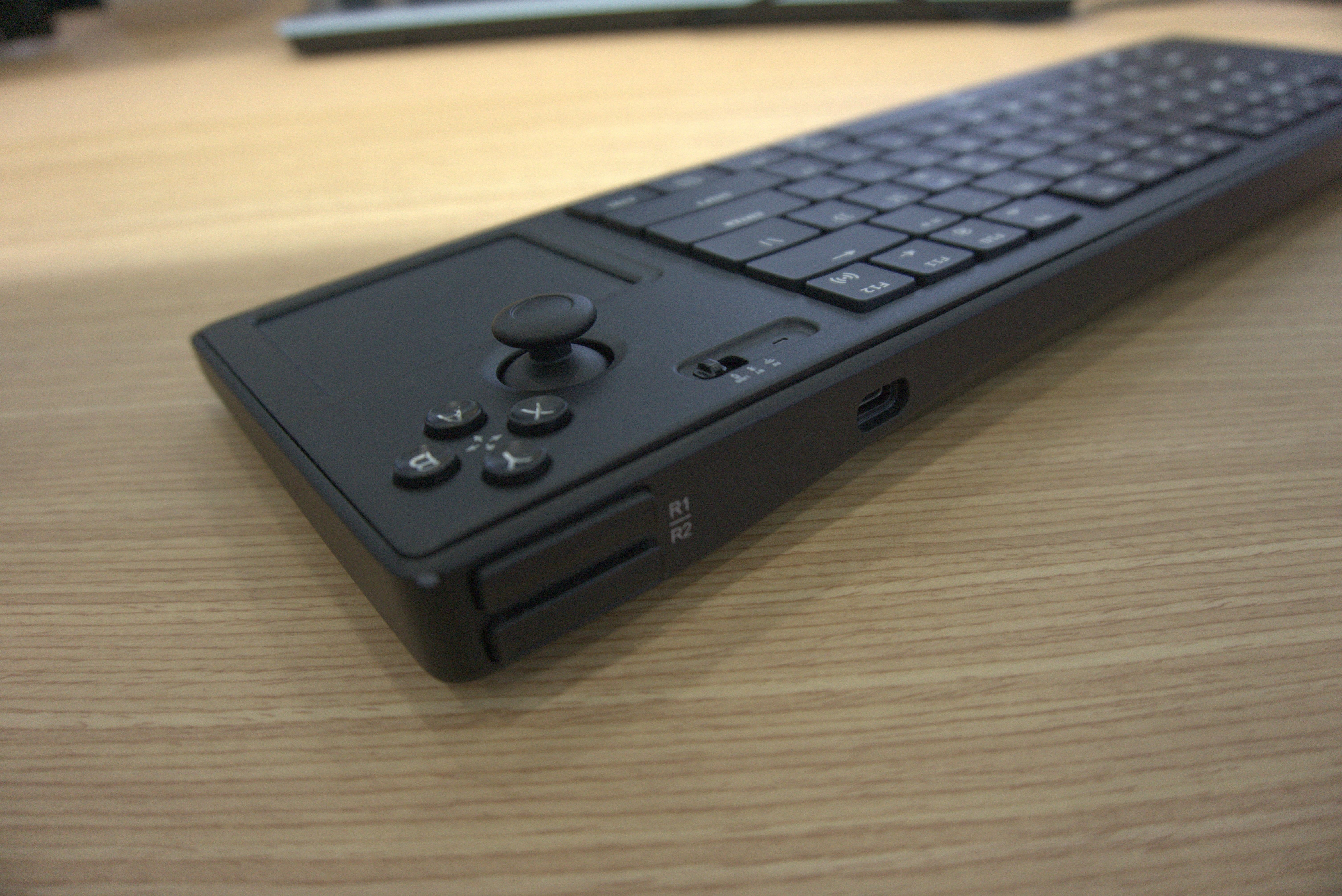 仕事とゲーム、秒で切り替えられるキーボード #Computex2024