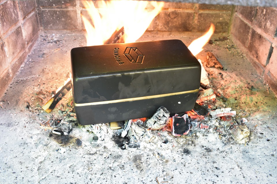 石窯料理が誰でも簡単に。新定番アウトドアギア「Bricknic」なら食材の