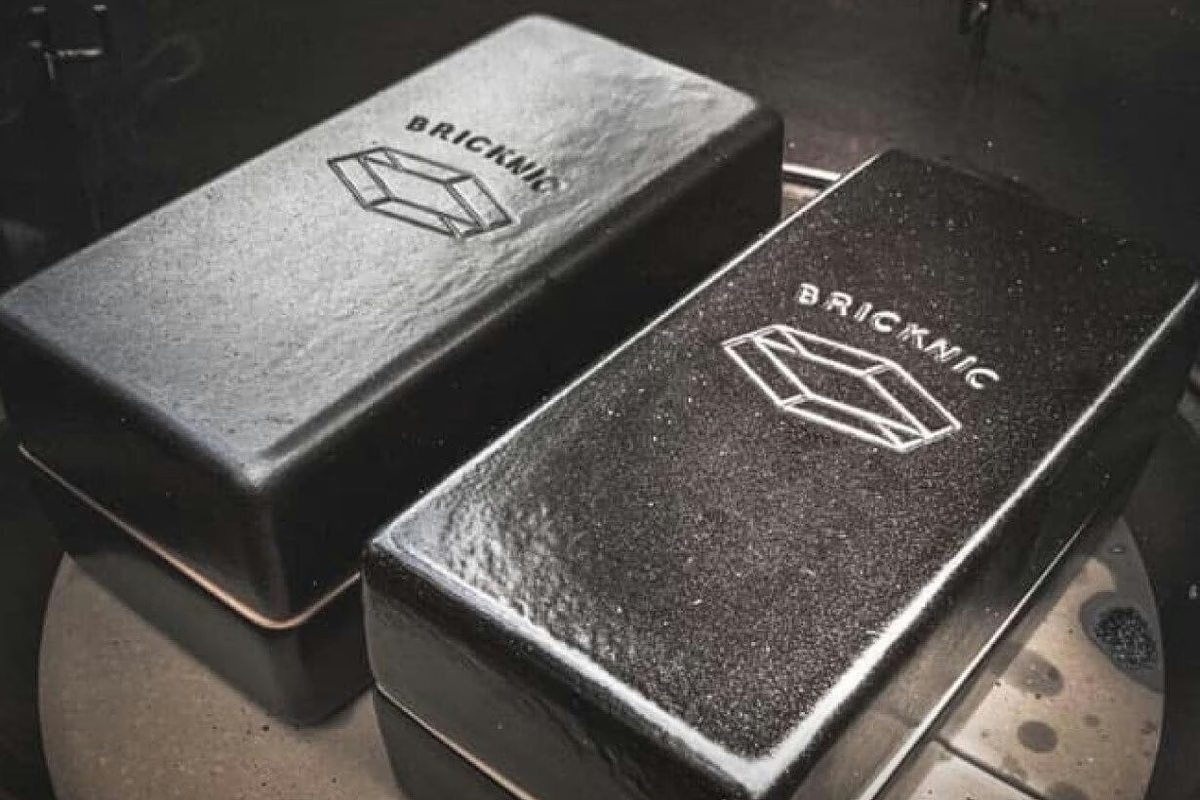 【魔法のレンガ】BRICKNIC BBQ用コンパクト石窯　新品　3セット 燻製もこなすミニ石窯。キャンプ飯を彩るレンガ型ギアのプロジェクトが