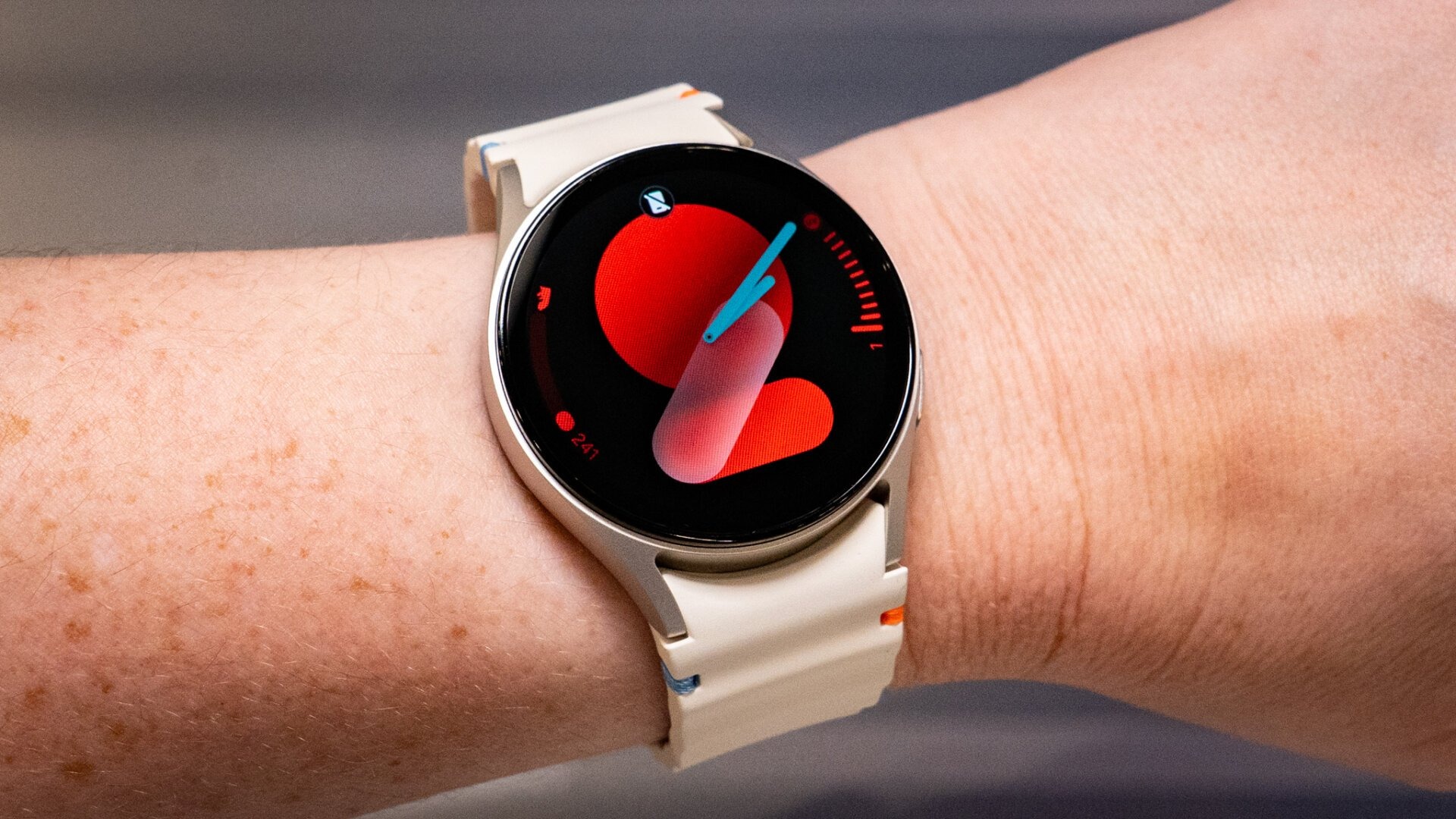 Galaxy Watch UltraはAndroidユーザー向けのApple Watch Ultraです 