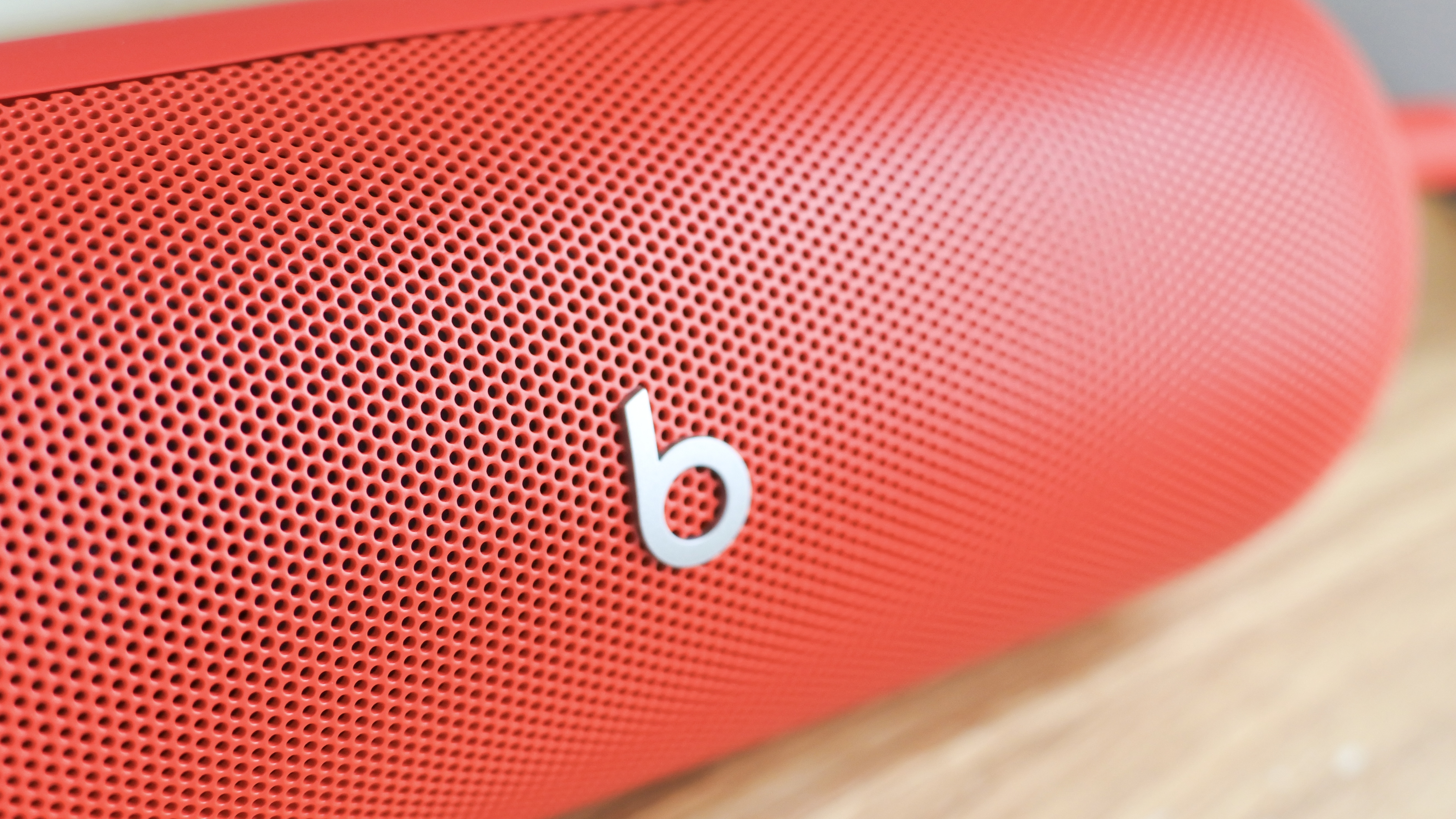 いい音」だけでは語りきれない。Beatsの最新スピーカー「Beats Pill