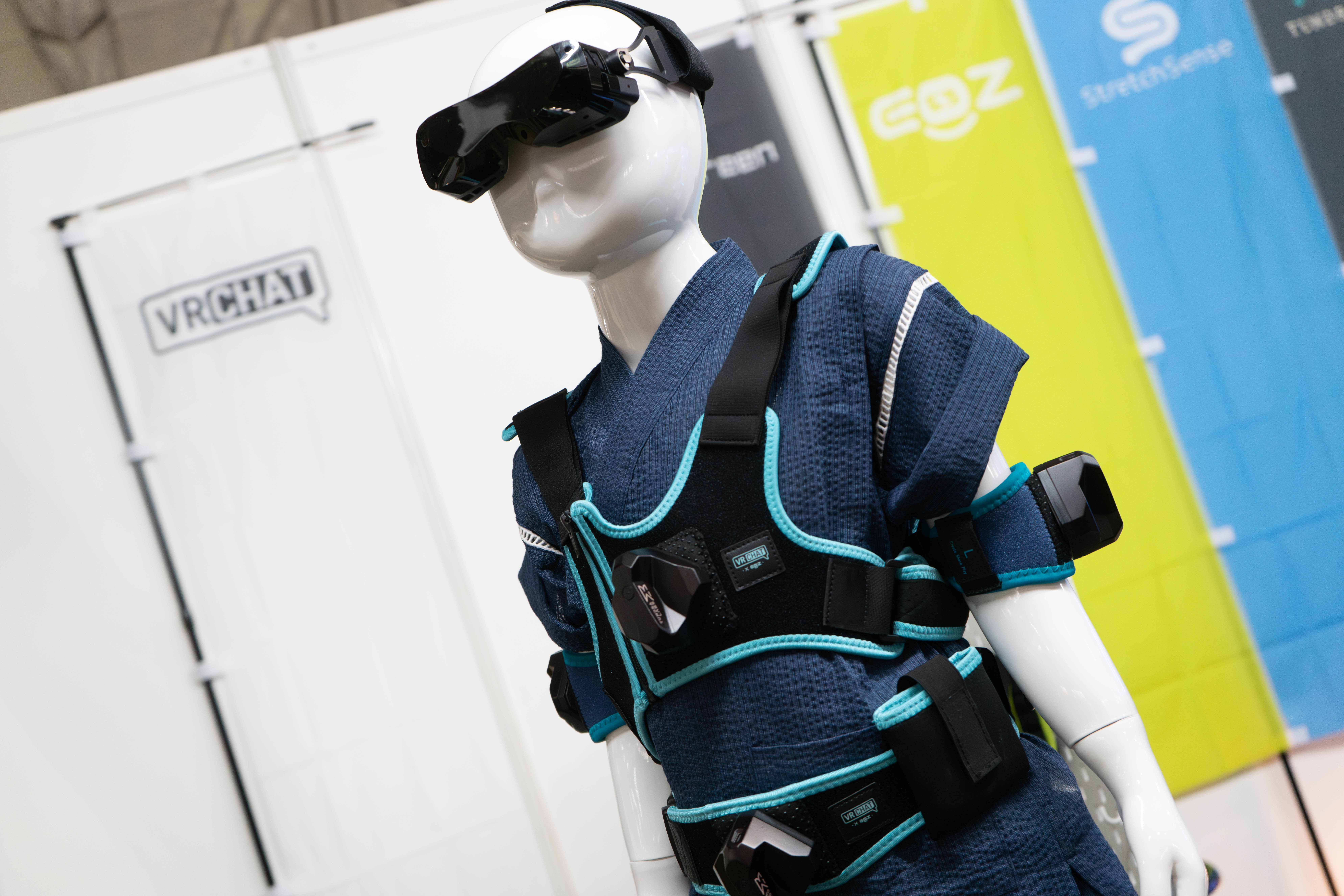 小さくて、軽くて、快適。最高なVRヘッドセット「Bigscreen Beyond 