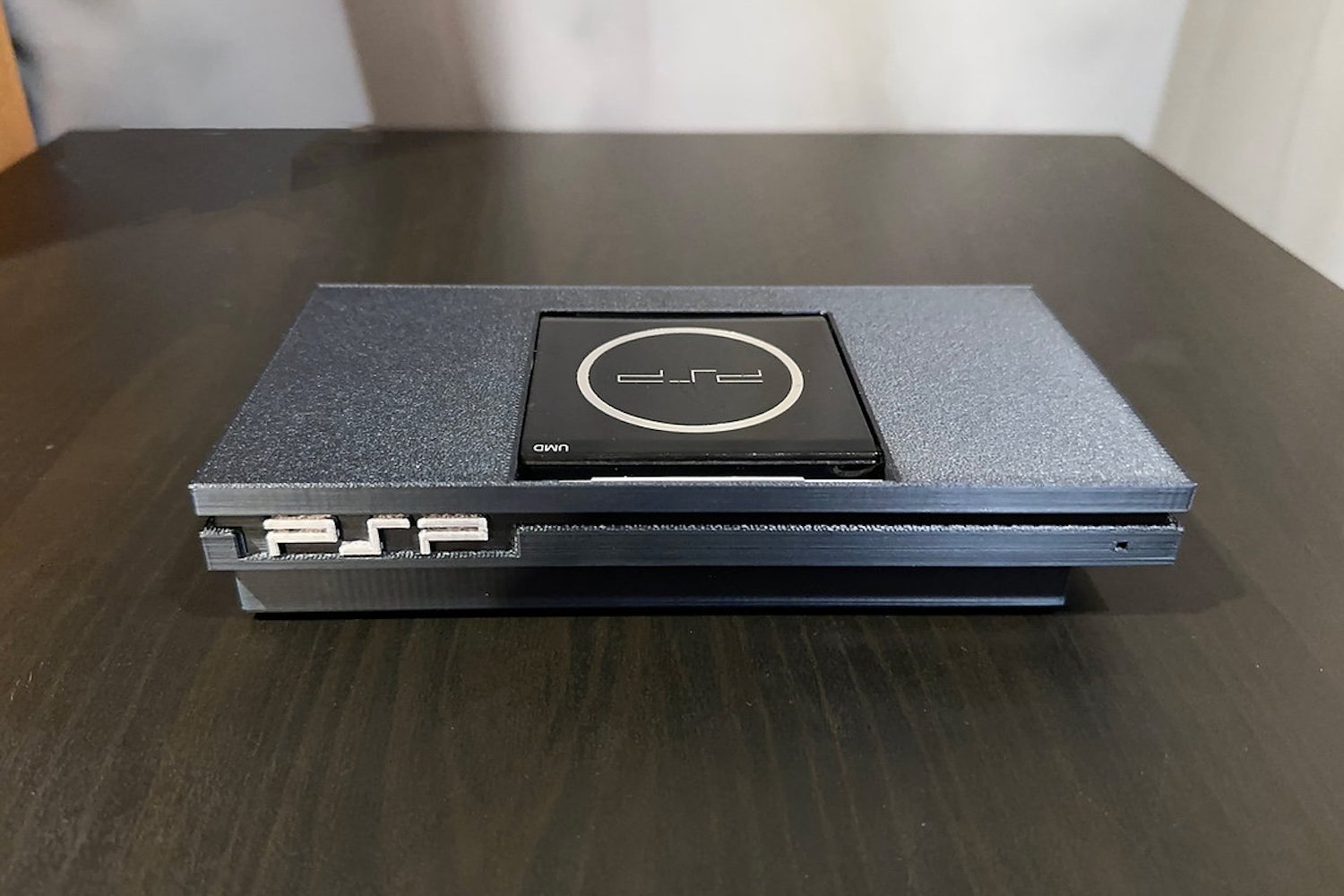 PSPを据え置き型ゲーム機に魔改造するキット | ギズモード・ジャパン