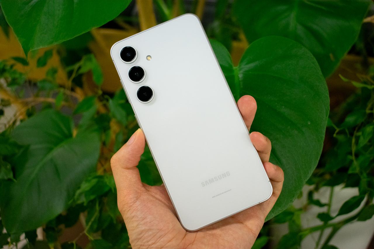サムスンの新スマホ「Galaxy S24 FE」実機レビュー。AI機能を搭載した
