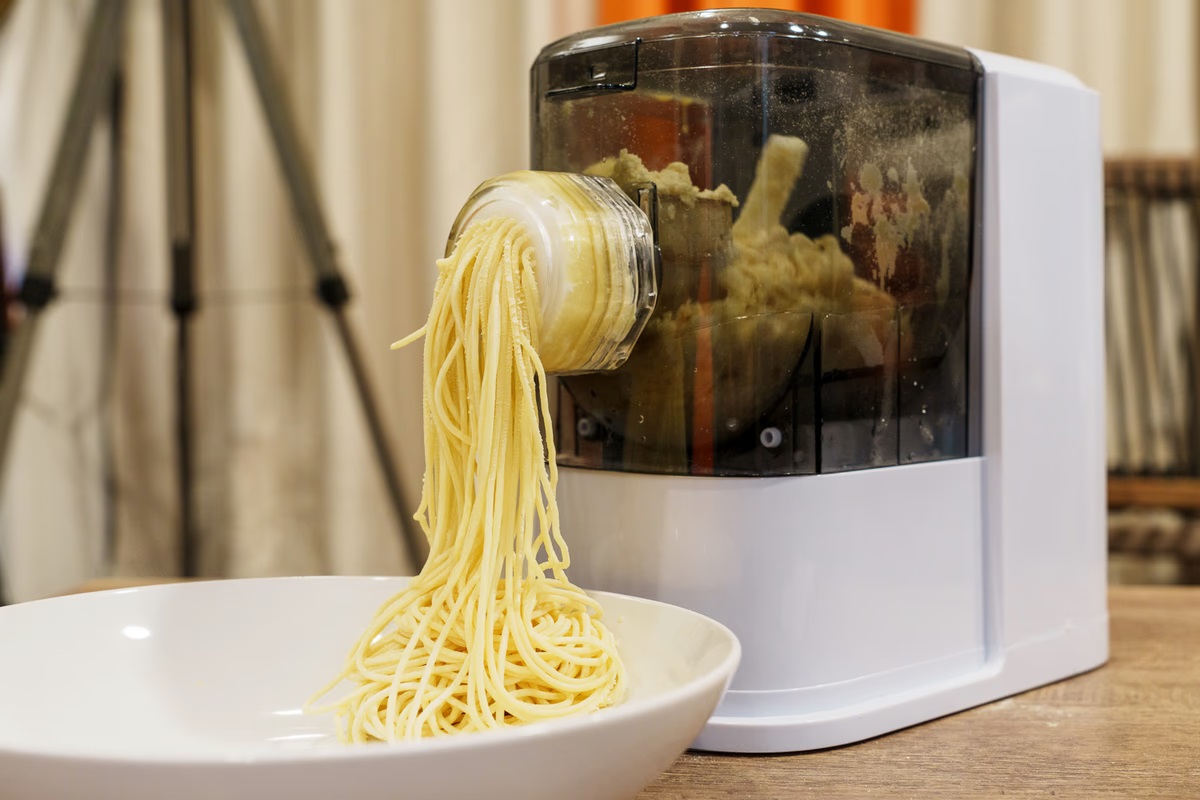 手間ゼロで専門店級！全自動パスタメーカーで生麺生活を始めてみない
