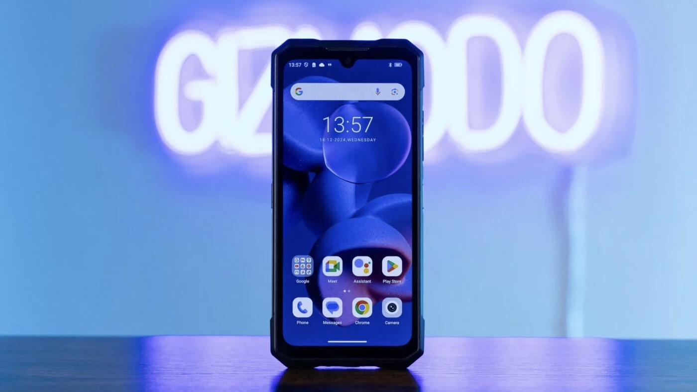 DOOGEE S200スマートフォン 本体 DOOGEE S200はタフな設計＆巨大バッテリーでお財布にもやさしいスマホ