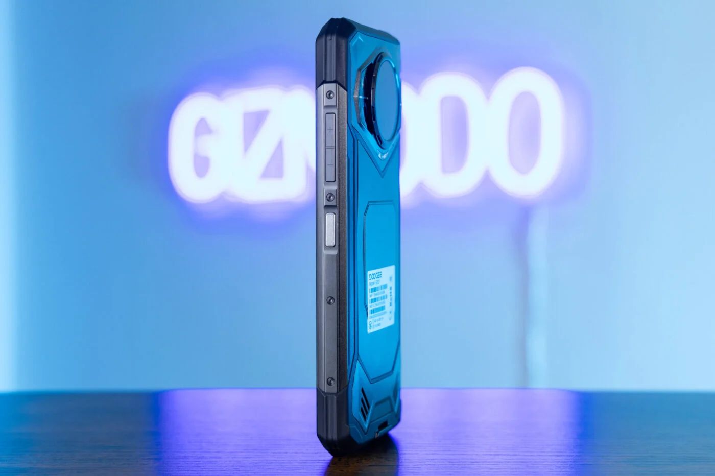 DOOGEE S200はタフな設計＆巨大バッテリーでお財布にもやさしいスマホ