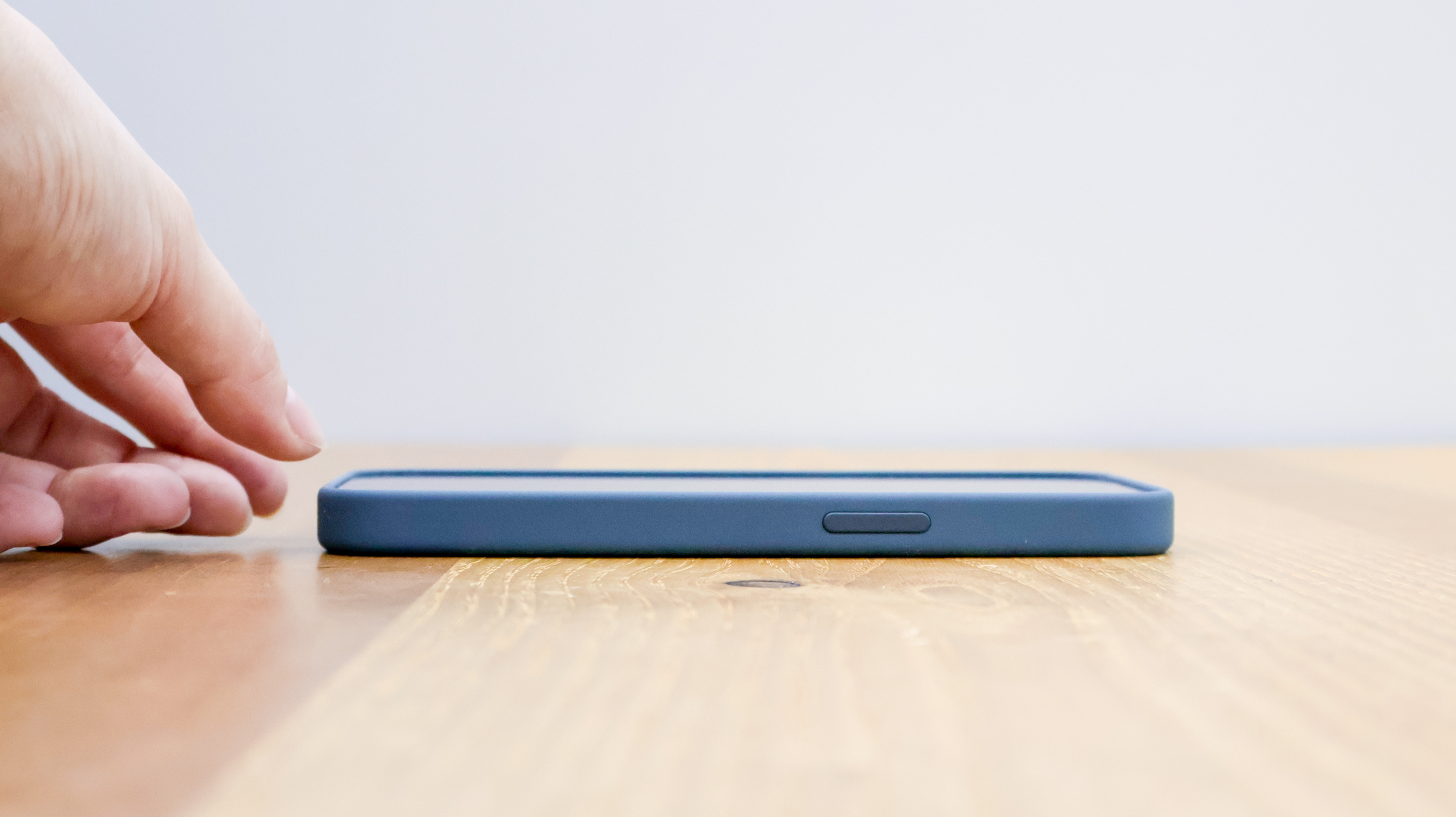 20250228-iphone16e-silicone- 
