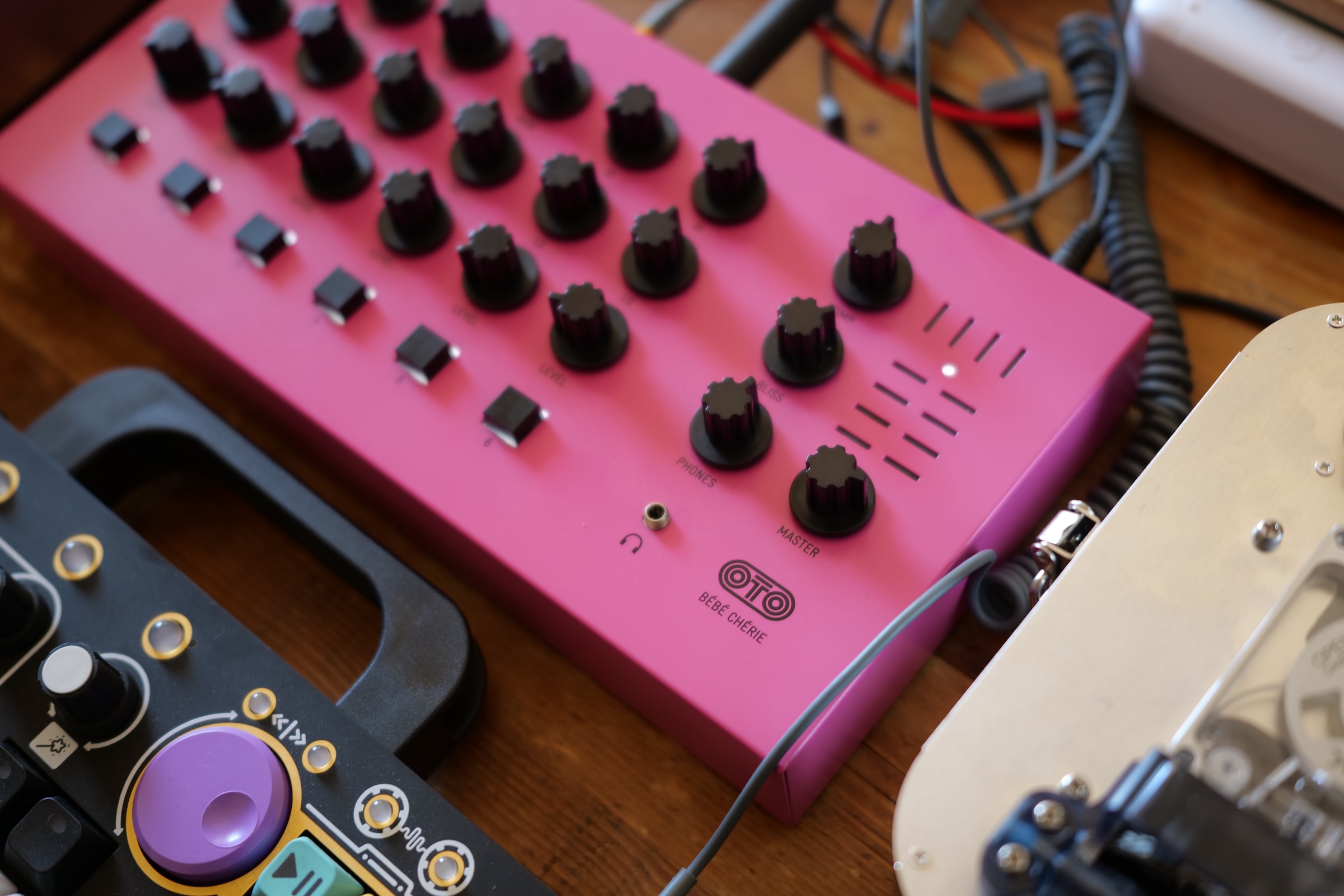 ◾️新品同様 OTO MACHINES Bébé Chérie oto_machines_main_01.JPG