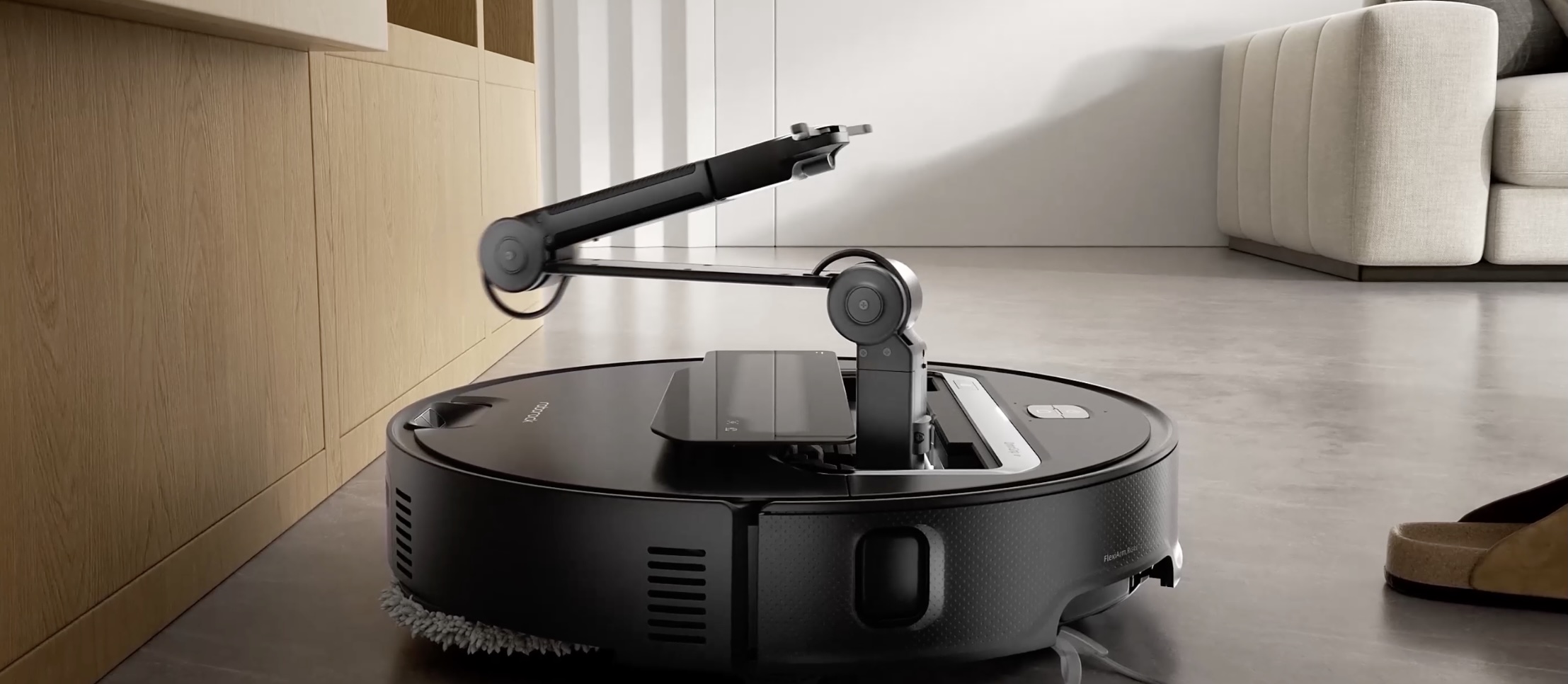CESで展示されていた「ロボットアーム付き」掃除機発売 | ギズモード
