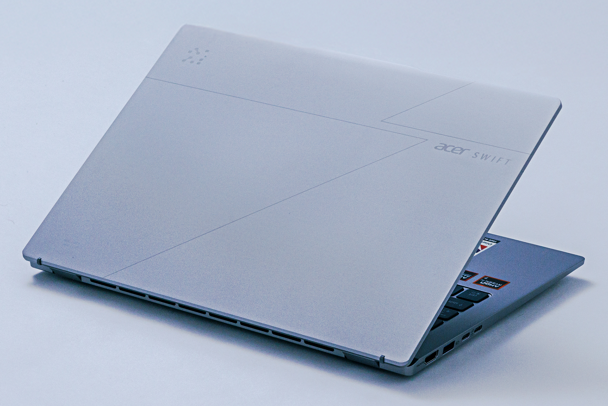 機は熟した。Windows 11の真価を満喫できるAMDのNPU搭載ノートPCを集め