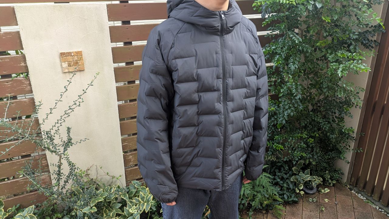 uniqroouterwear.a.jpg