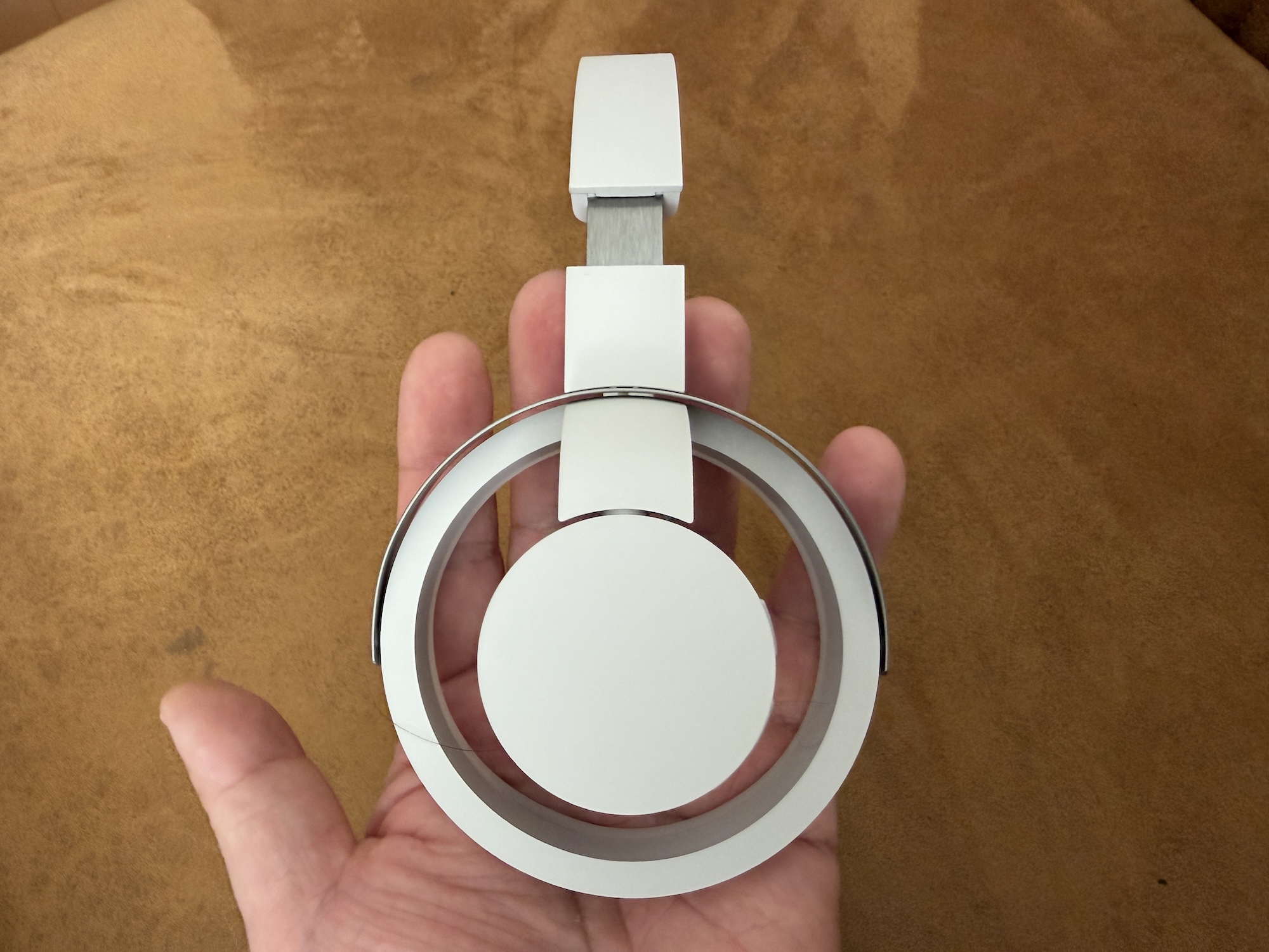 nwm（ヌーム）ONE──編集部“推し”の謎がわかりました | ギズモード
