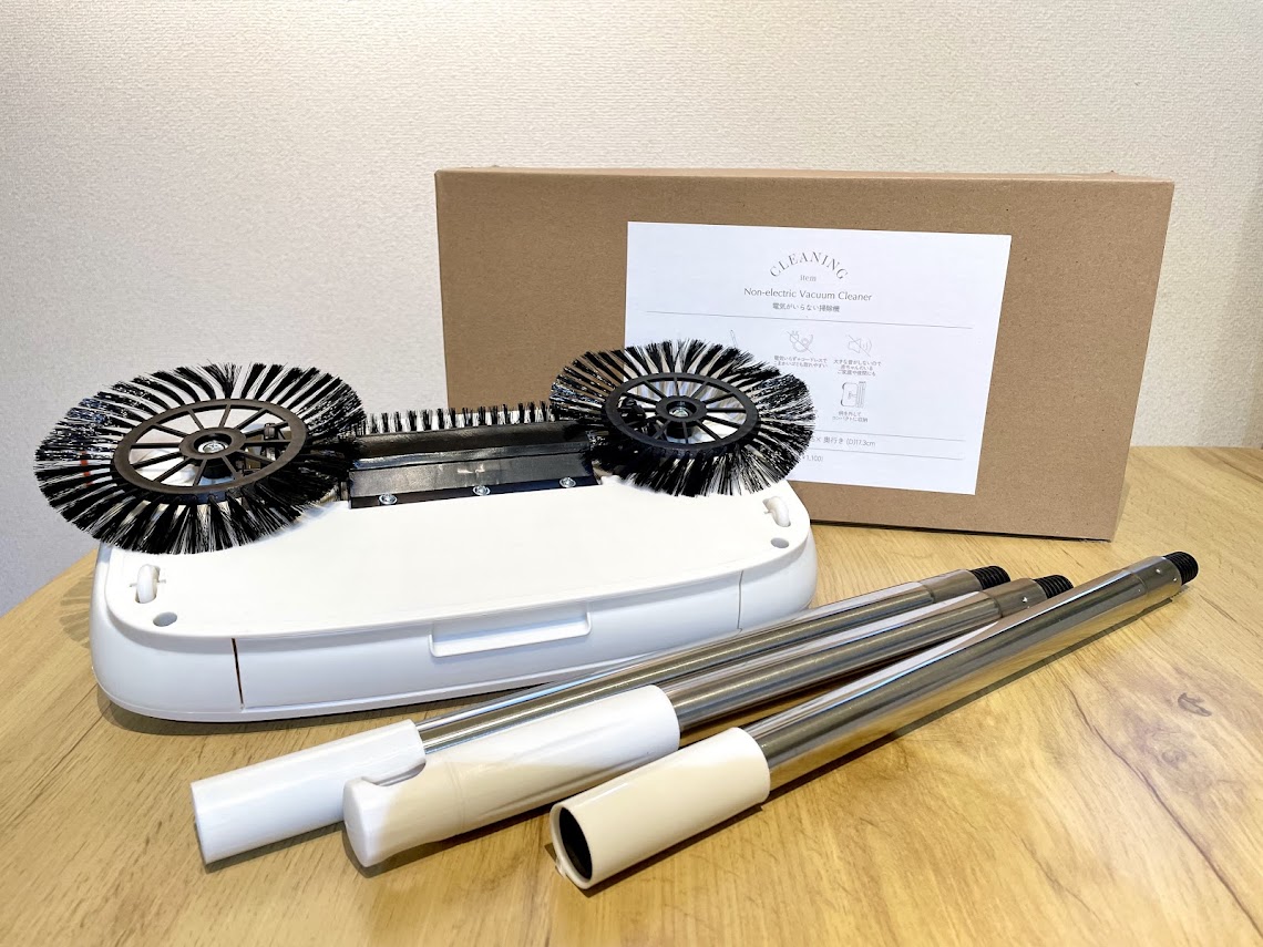 【掃除好き必見】Makuake大ヒット　車も家もこれ１本、強力モーター簡単清掃！ まるで小さな清掃車。3COINSの電気がいらないメカ掃除ツール