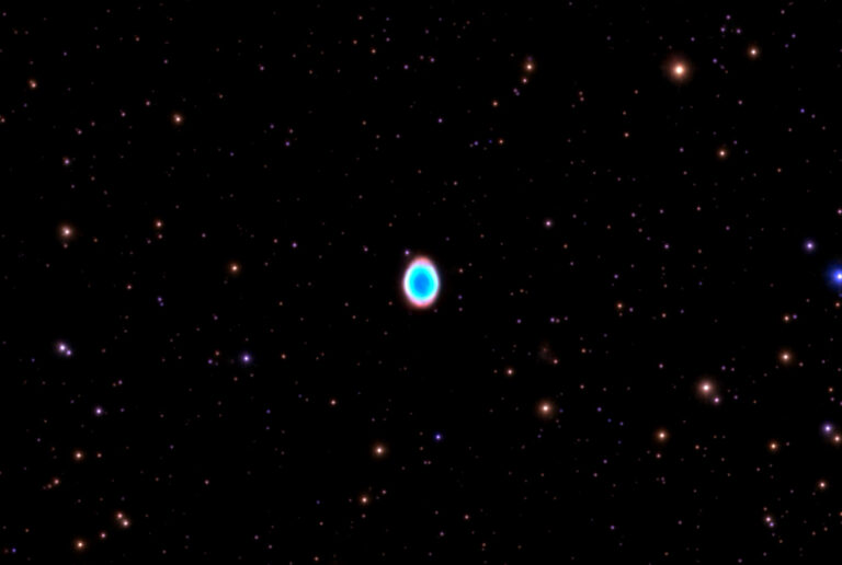 死にゆく星は最期に蝶になる。バタフライ星雲の美しい終焉