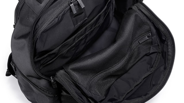 2026年の相棒はこのバッグで。メイドイン日本の隠れ良品 | ギズモード