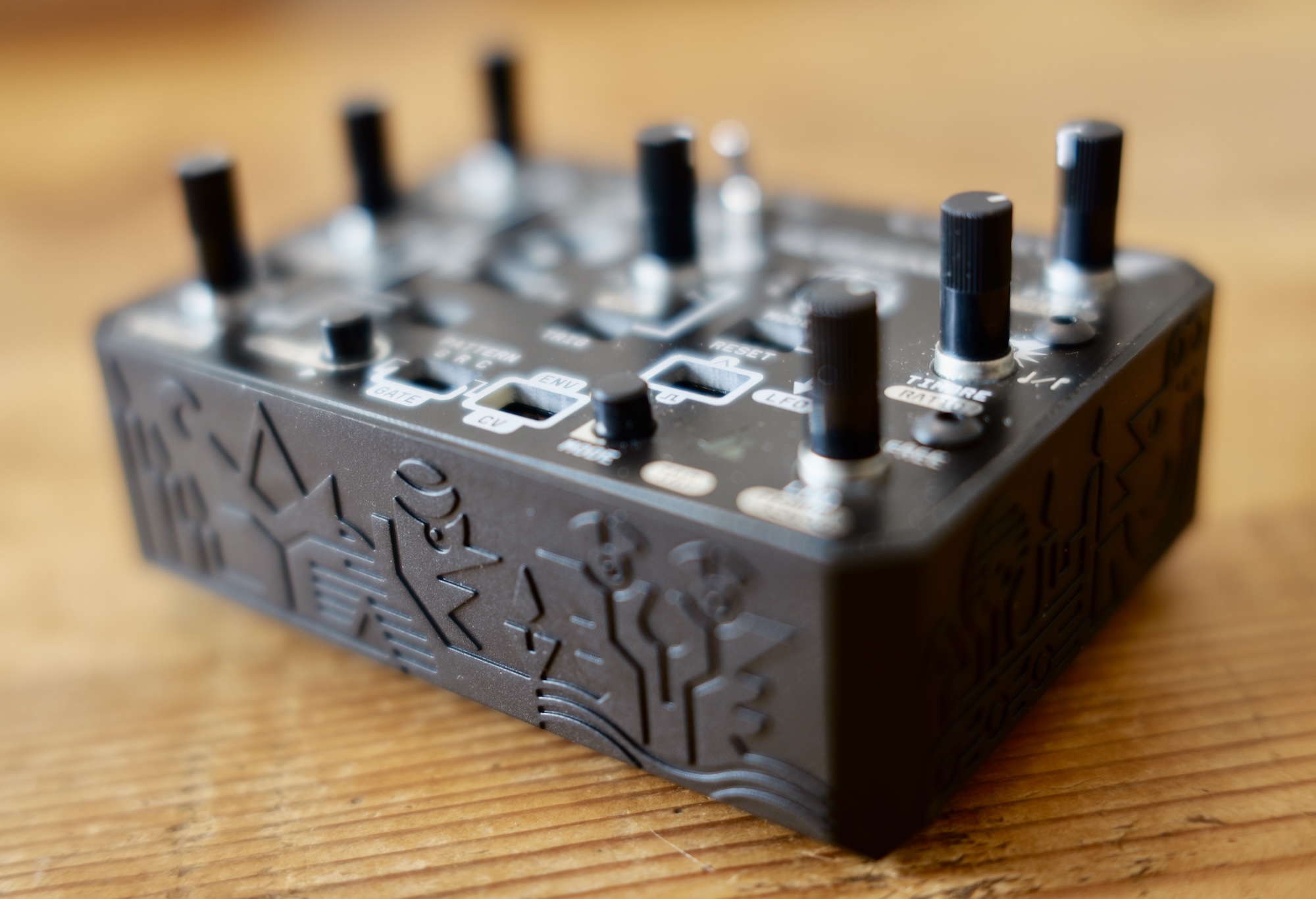 チェコ発の奇才ブランド「Bastl Instruments」。ストレンジャー