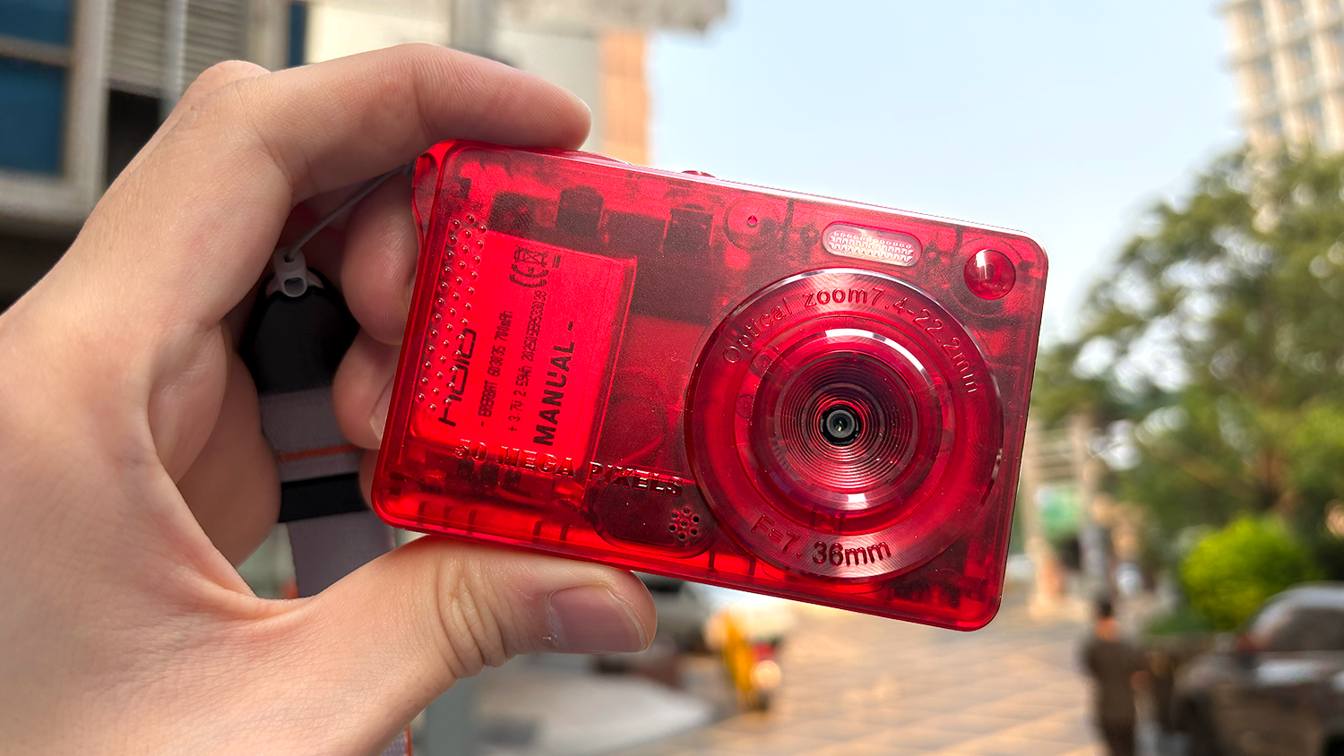デジタルカメラ yura Y2Kなカメラ「Holo Digital Camera」を個人輸入して、中国を撮ってきた