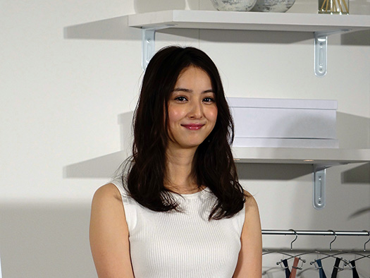 佐々木希さんの愛用しているワイヤレスブラはユニクロ そして美胸