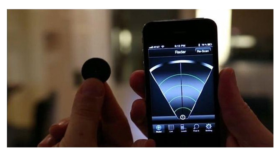 探し物はスマホに聞け! 位置情報を知らせてくれるシール「StickNFind」