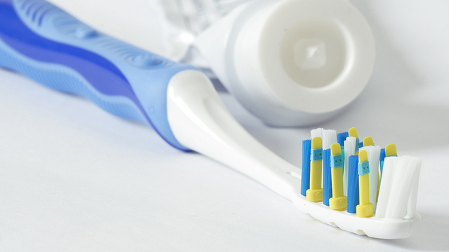 歯を磨いた後 何を食べても不味い理由とその対処法 ライフハッカー 日本版