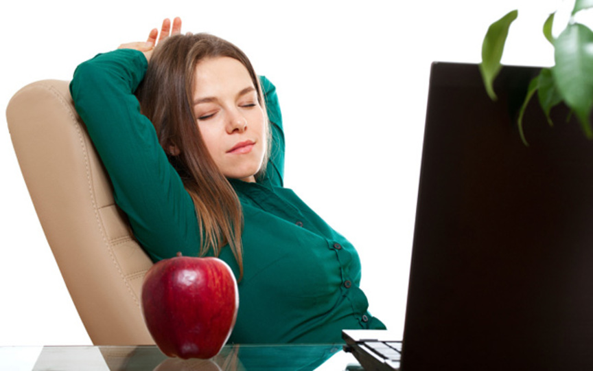デスクワークで体重は増えない! 最新の研究が示すダイエットの方向性