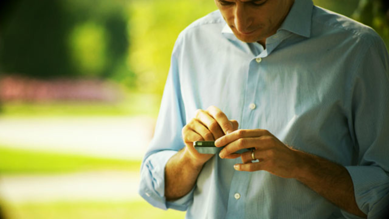 何でも「オン」にしていない？ iPhoneの「連絡先」にアクセスするアプリをしっかり管理しよう ライフハッカー[日本版]