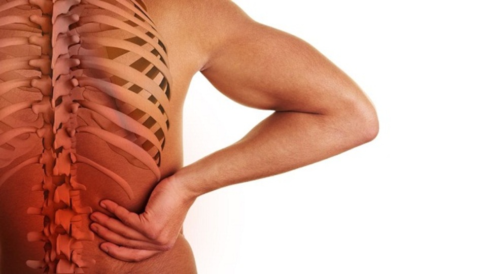 怒りや恨みが腰痛の原因になる!? 腰痛を引き起こす8つの生活習慣
