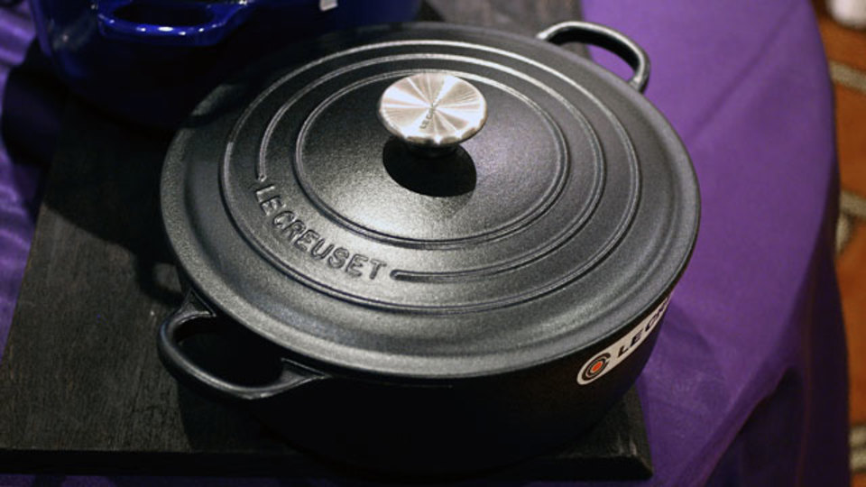 元・業務用の無骨さが良い。ル・クルーゼの鍋に男性向けライン「Le Creuset Black」が登場