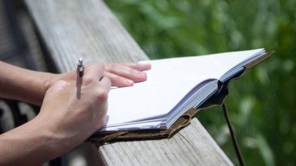 どんなに忙しくても、毎日書きとめたい3つのこと