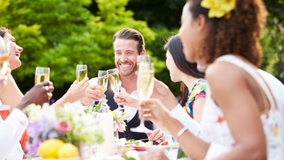 ホームパーティを「家飲み」にしないためのルール