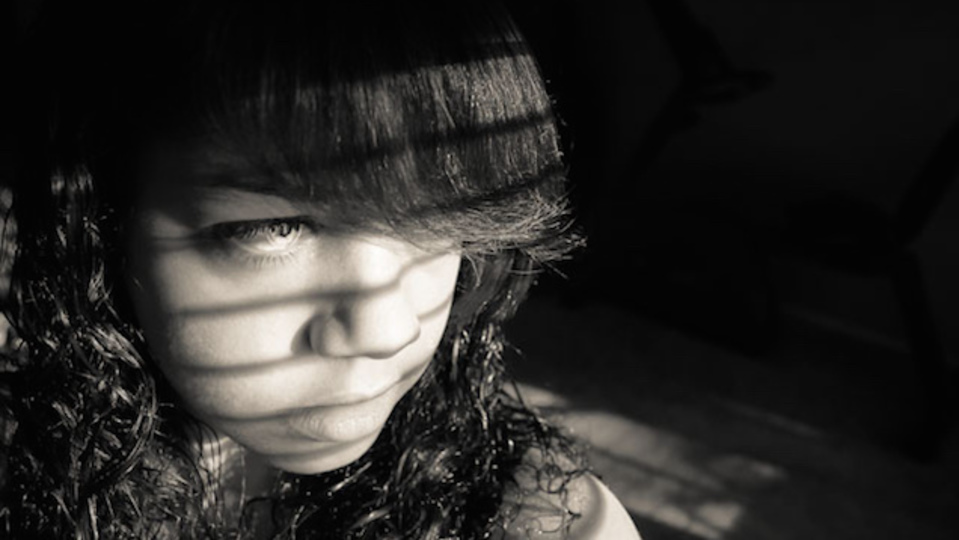 あまり知られていない、思春期の子どもに見られるうつ症状の兆候