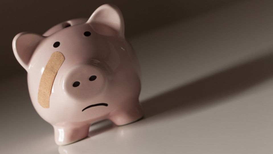 手遅れになる前に対策を。お金の浪費を招く8つのきっかけ