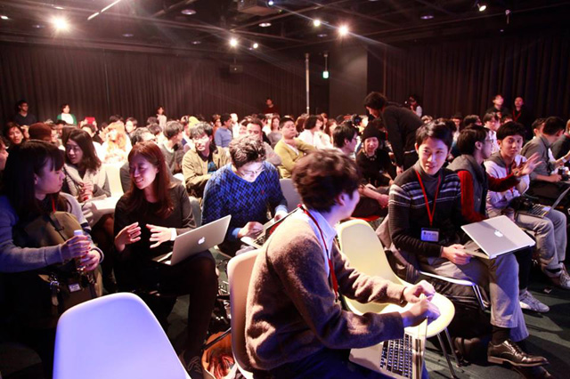 150109ventures_bench_2.jpg