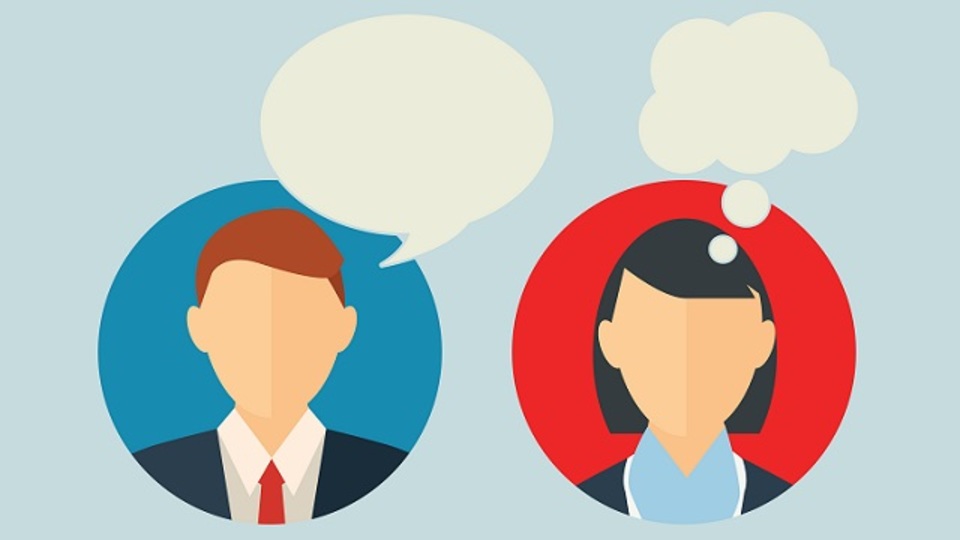 内向的な人は外向的な人に対する評価が意外と厳しい:実験結果