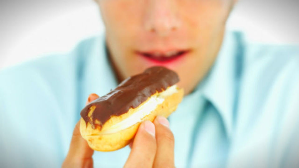 もらった手作りチョコがおいしくなかったとき、とるべきリアクション5パターン
