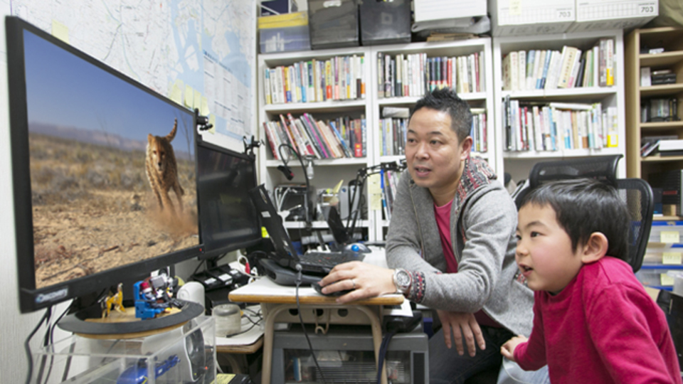 新生活とともに自分をリニューアル。テレビを「世界を映す窓」にして新たな人生のテーマと出会う