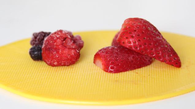 150403freezefruits5.jpg