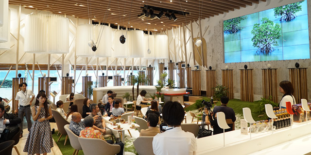 150715nestle_cafe.jpg