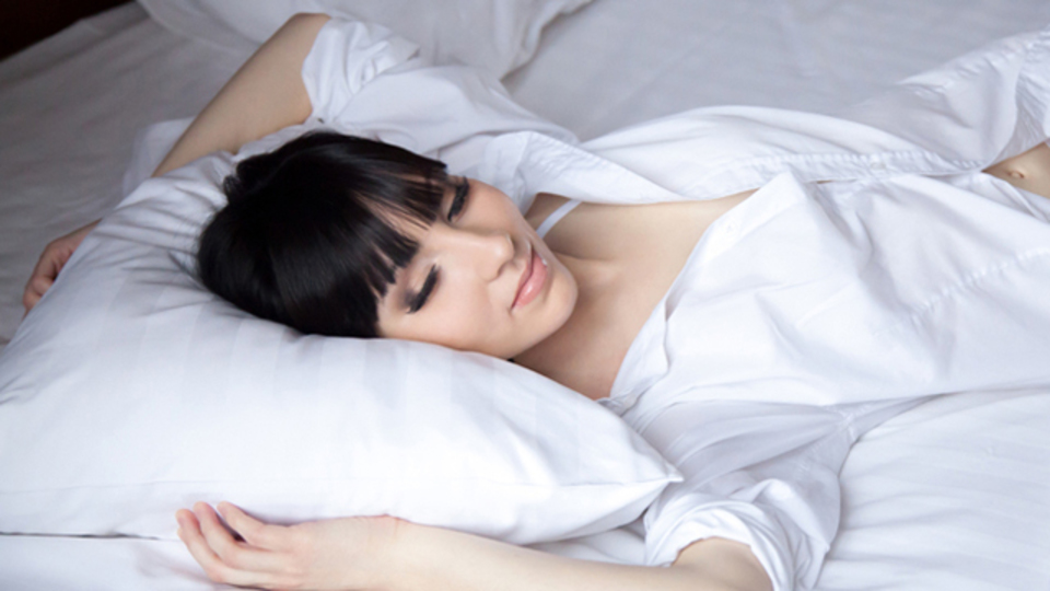 「寝たまんまヨガ」で不眠症を解決しよう!