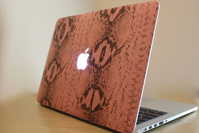 2015_09_09_macwrapping2.jpg