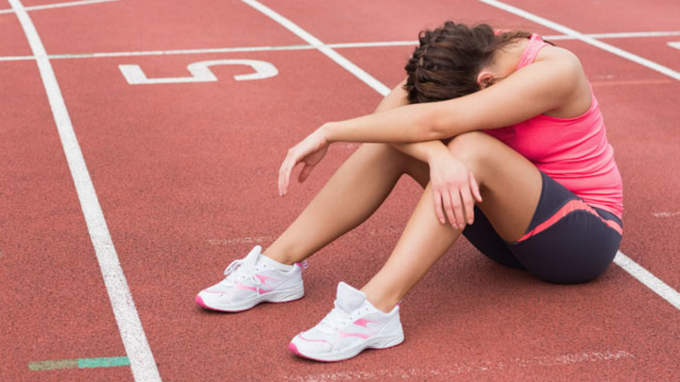 運動時の失敗を責めすぎると怪我のリスクが高まる