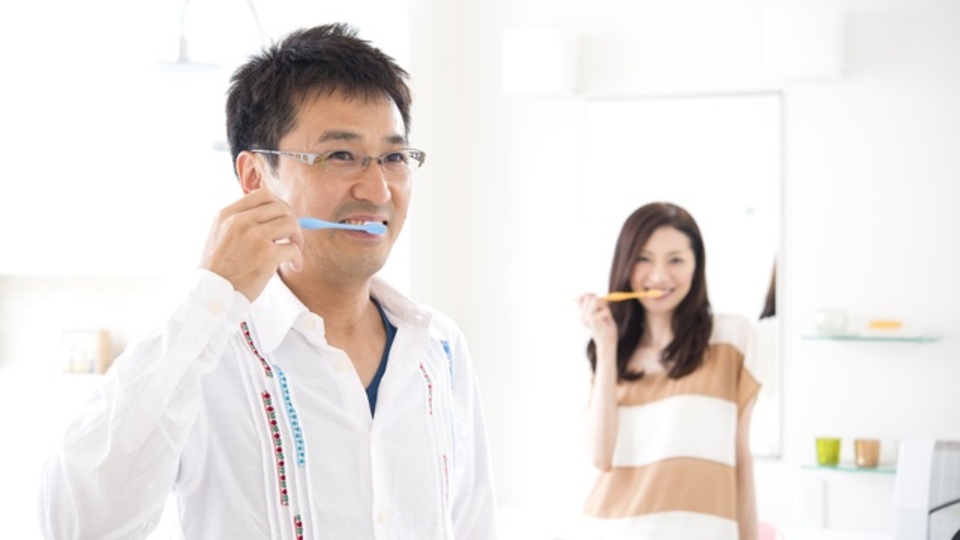 歯科医に聞いた、約18万円の差が出るかもしれない歯磨き習慣