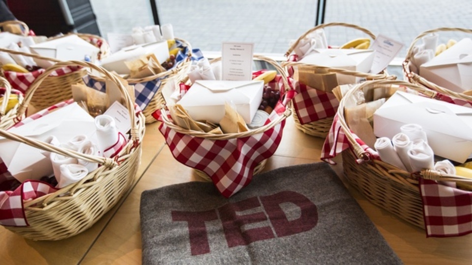 6人そろわないと食べられない!TEDカンファレンスが工夫する「出会う」ためのランチ