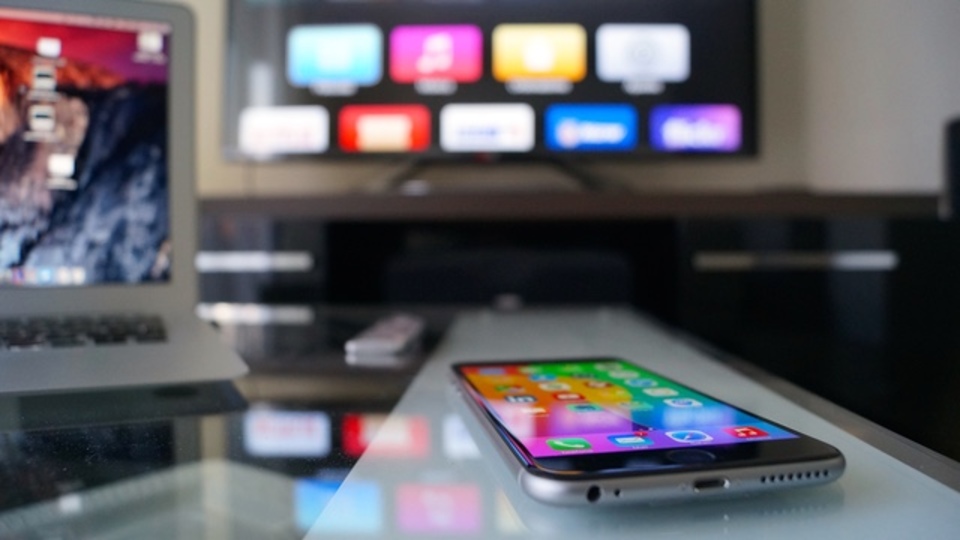 検証:MacユーザーはやっぱりiPhoneを使うべき?