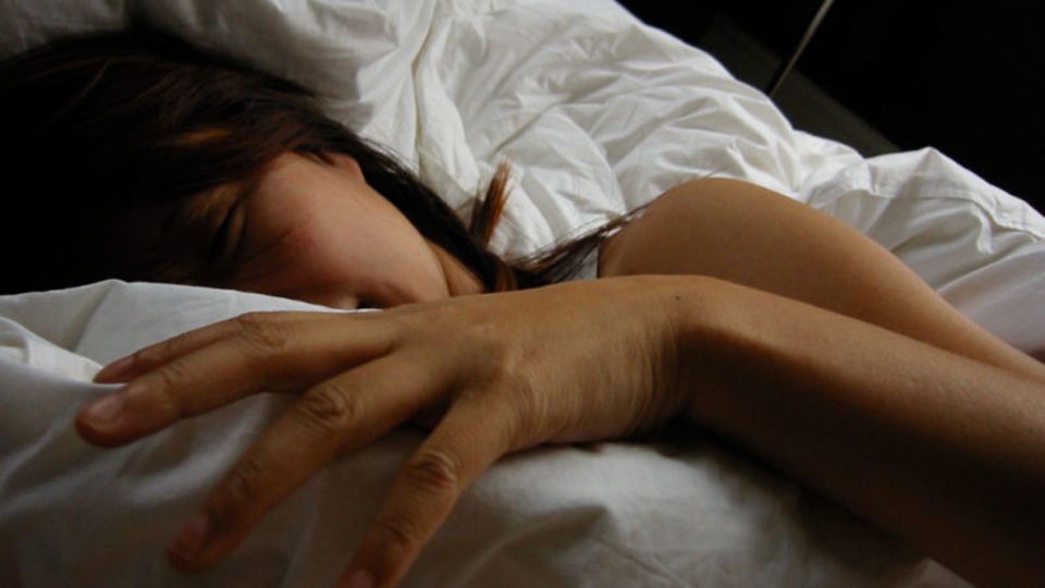 寝るときに薄着のほうが深く良質な睡眠がとれる