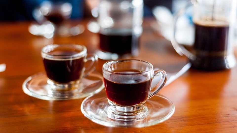 ハーバード大学の研究者「1日5杯までのコーヒーは健康に良い」