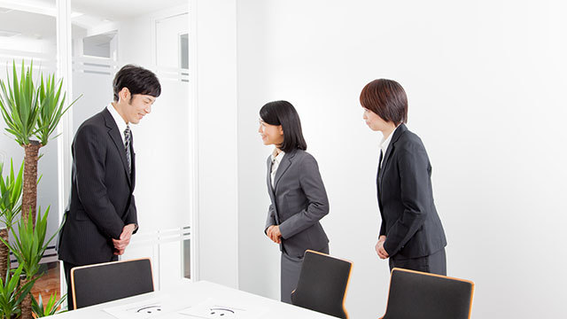 きちんとお辞儀できますか?礼儀作法をおさらいしよう
